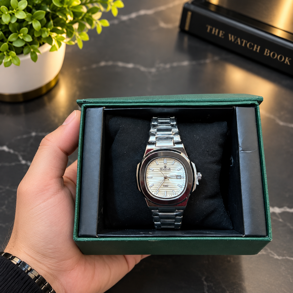 Elegant Silver White Dial Stainless Steel Men’s Watch