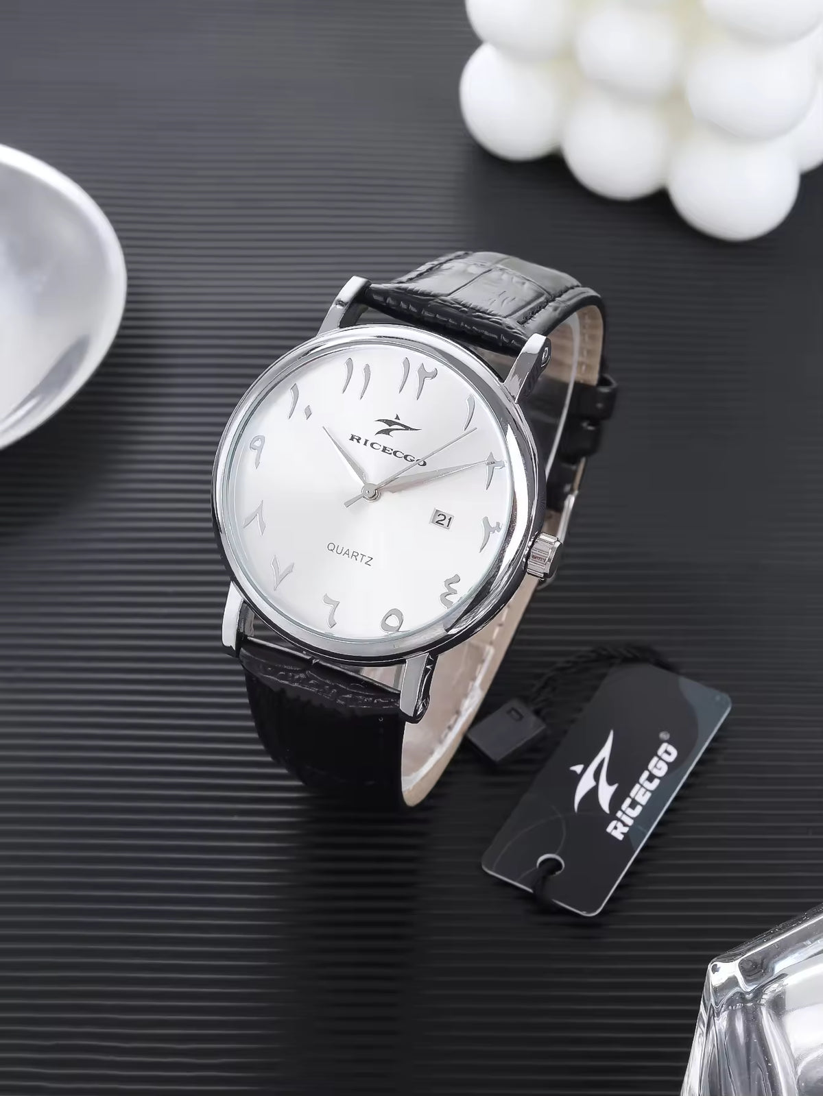 Latest Luxury Alloy Multifunctional Men's Quartz Watch Leather Strap Chronograph with Date Display for Business Occasions